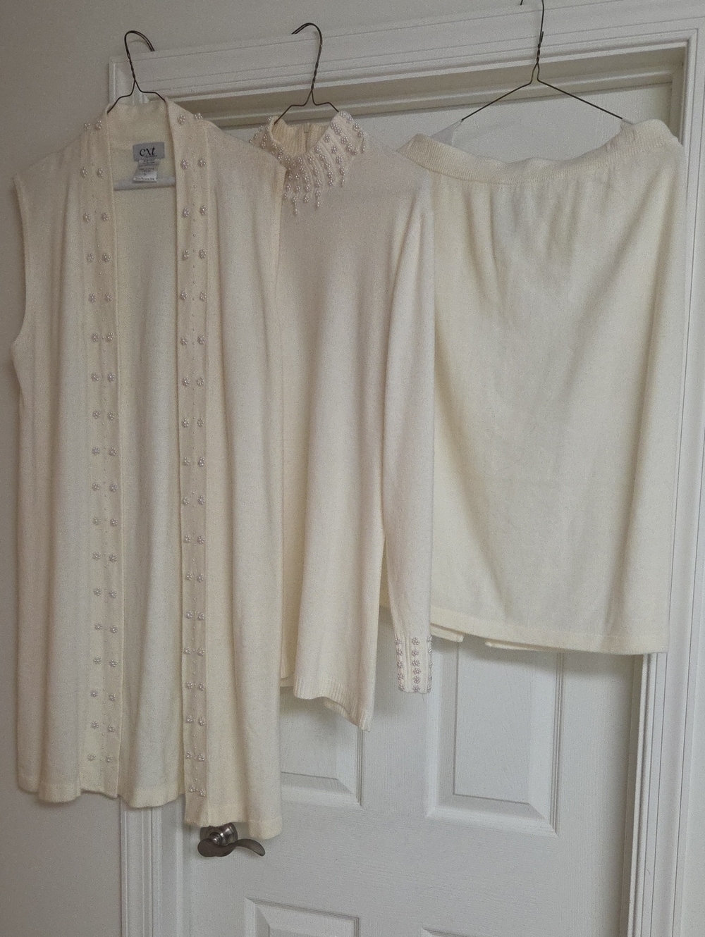 Cxt, Large , Classic Cream Three-Piece Knit Set Pearls— Cardigan, Sweater, Skirt